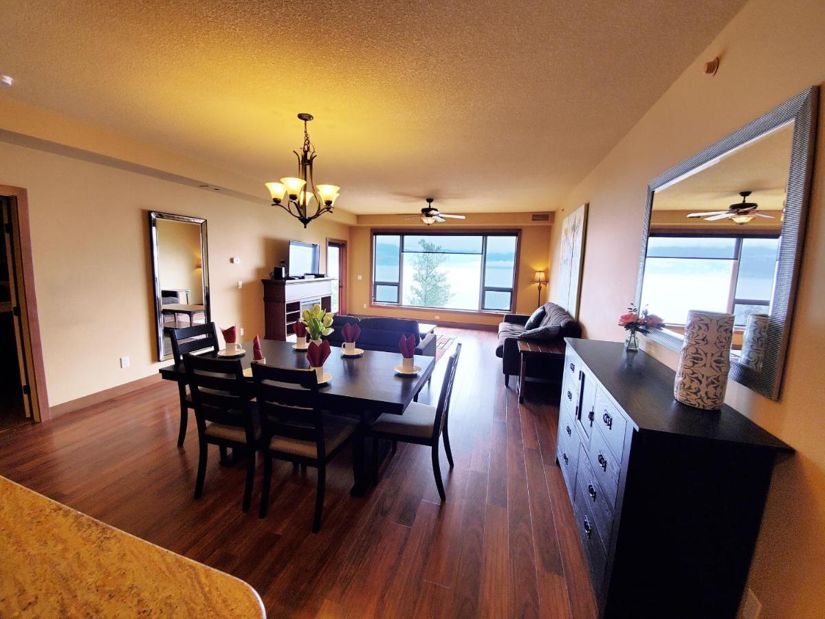 Cozystay Signature Lake Okanagan Resort Келоуна Екстериор снимка