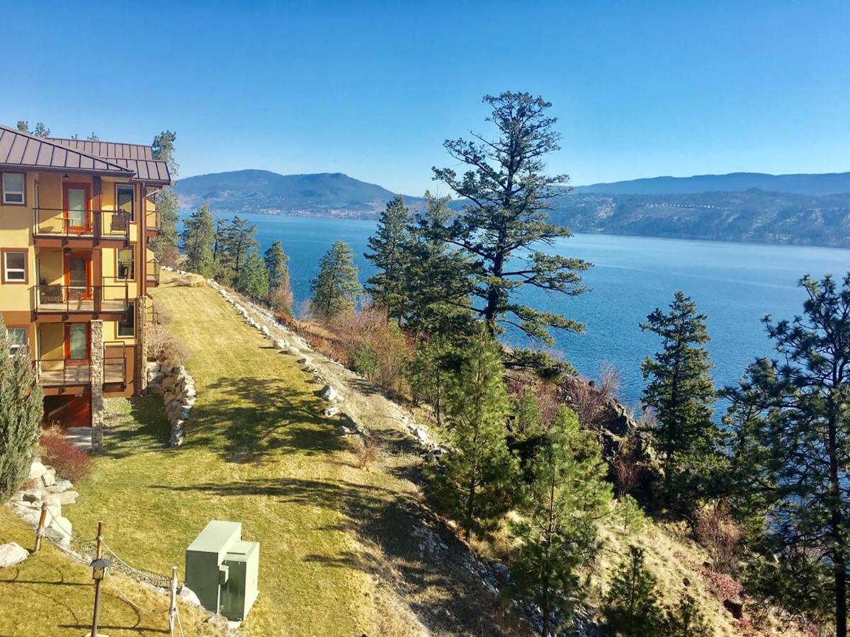 Cozystay Signature Lake Okanagan Resort Келоуна Екстериор снимка