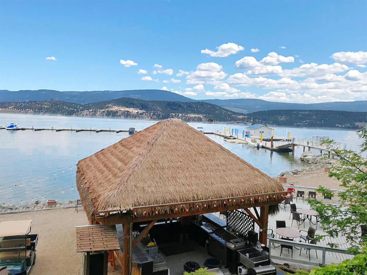 Cozystay Signature Lake Okanagan Resort Келоуна Екстериор снимка