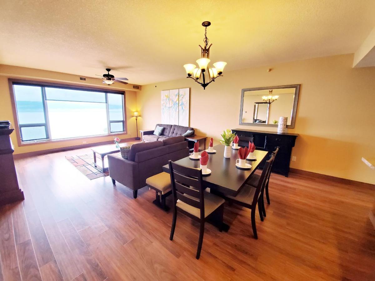 Cozystay Signature Lake Okanagan Resort Келоуна Екстериор снимка