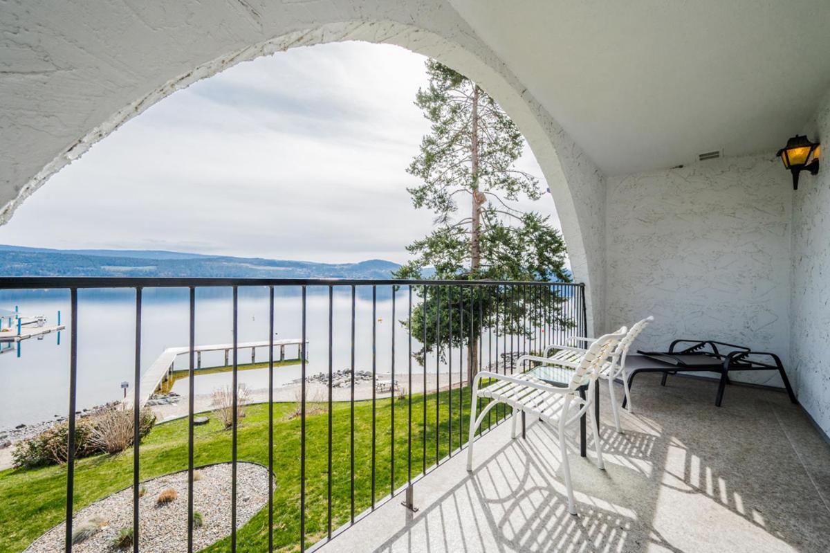 Cozystay Signature Lake Okanagan Resort Келоуна Екстериор снимка